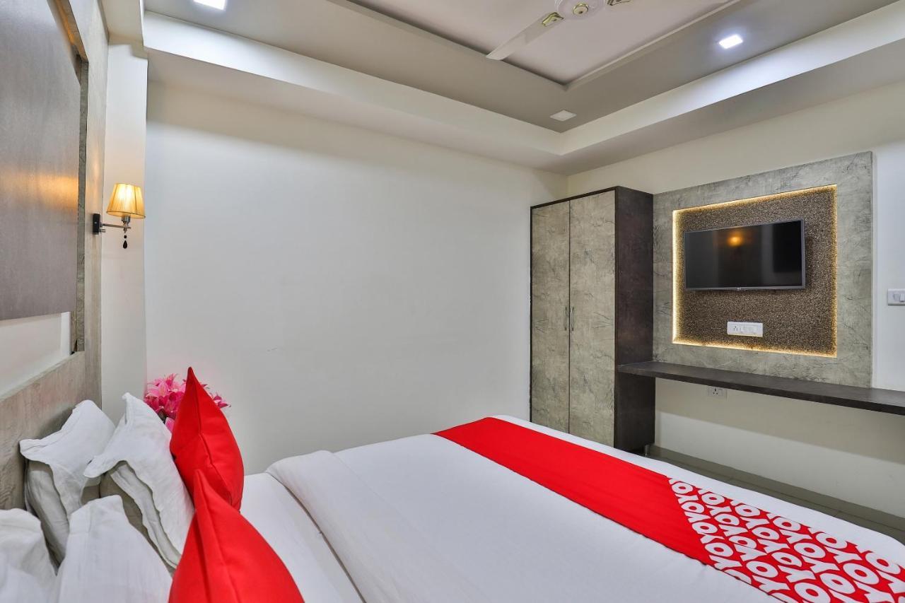 Oyo-7557什夫昆吉异域风情酒店 Naroda 外观 照片